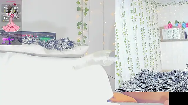 Snapshot of Ashley__Jones__ chatting on February 18, 9:05 am Ashley Jones online show from February 18, 9:05 am