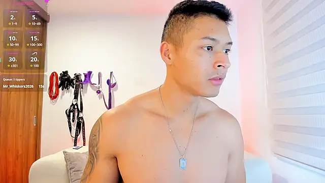 Snapshot of abu_dhabi_21 chatting on February 24, 9:18 am abu dhabi 21 online show from February 24, 9:18 am