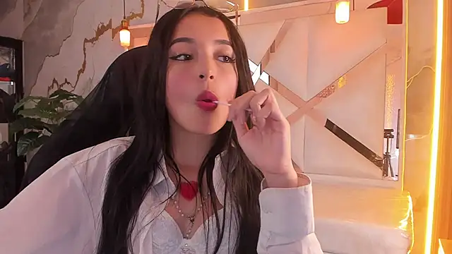 sophiadoll tf online show from February 12, 8:37 pm