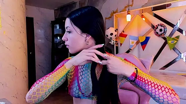 Snapshot of sophiadoll_tf chatting on July 6, 1:30 pm sophiadoll tf online show from July 6, 1:30 pm