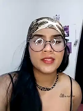 Renata Zoe online show from September 20, 1:06 am