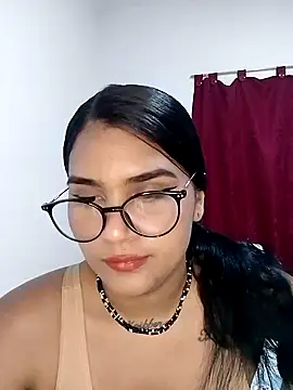 Renata Zoe online show from October 23, 1:38 am