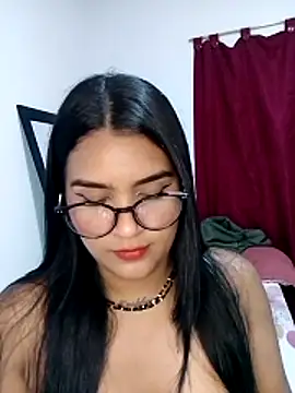 Renata Zoe online show from October 24, 1:57 am