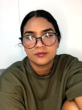 Renata Zoe online show from November 29, 1:19 am