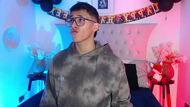 SalvadorFit online show from October 19, 8:42 pm