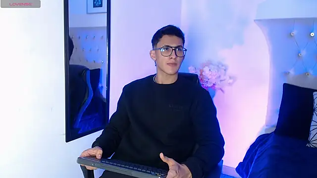 SalvadorFit online show from November 3, 8:21 pm