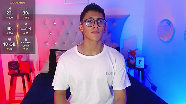 SalvadorFit online show from November 16, 8:25 pm