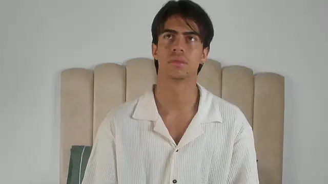 cody pipper  online show from October 3, 12:35 pm