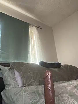 Snapshot of foreigntitts_ chatting on February 6, 11:08 pm foreigntitts online show from February 6, 11:08 pm