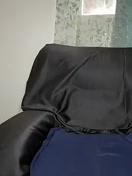 Snapshot of foreigntitts_ chatting on February 12, 8:59 pm foreigntitts online show from February 12, 8:59 pm