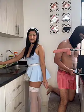 Snapshot of MisteryNight4 chatting on October 4, 5:33 pm MisteryNight4 online show from October 4, 5:33 pm