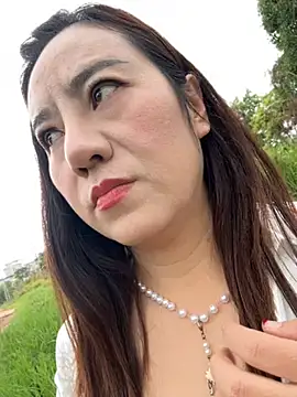 Kayla-love online show from November 6, 3:29 am