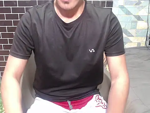 Snapshot of Heaven_steven chatting on September 25, 8:18 am Heaven steven online show from September 25, 8:18 am