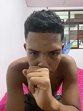 Skinny3-0 online show from October 2, 4:08 am