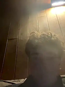 Snapshot of Randy9222 chatting on January 7, 10:45 pm Randy9222 online show from January 7, 10:45 pm