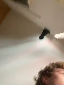 Snapshot of Randy9222 chatting on February 15, 10:58 am Randy9222 online show from February 15, 10:58 am