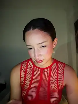 Vale stone  online show from April 11, 3:44 am