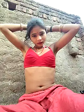 Snapshot of R_Roshni chatting on March 14, 2:17 am R Roshni online show from March 14, 2:17 am