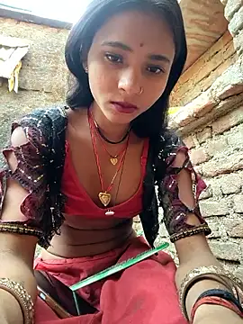 Snapshot of R_Roshni chatting on March 18, 2:26 am R Roshni online show from March 18, 2:26 am