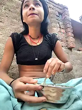 Snapshot of R_Roshni chatting on April 5, 1:58 am R Roshni online show from April 5, 1:58 am