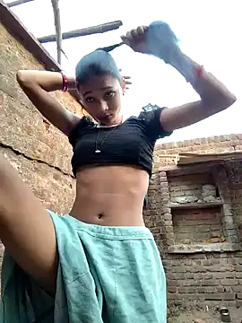 Snapshot of R_Roshni chatting on April 12, 12:54 pm R Roshni online show from April 12, 12:54 pm