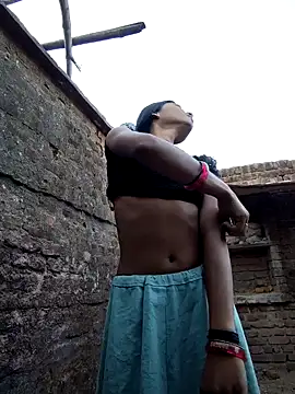 Snapshot of R_Roshni chatting on April 13, 1:11 am R Roshni online show from April 13, 1:11 am