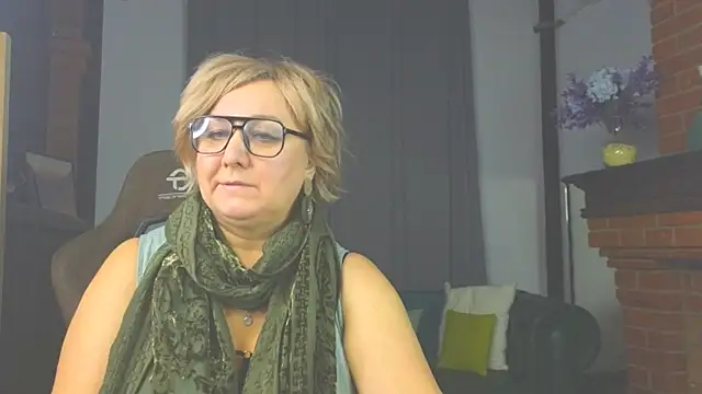 Marta Wils online show from November 28, 4:04 am