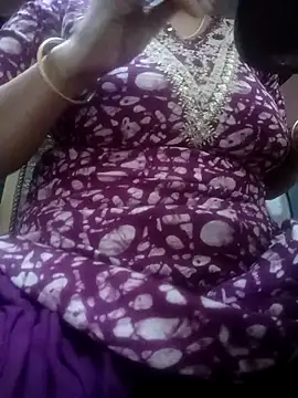 Snapshot of Jeya_thakur chatting on February 3, 7:35 am Jeya thakur online show from February 3, 7:35 am