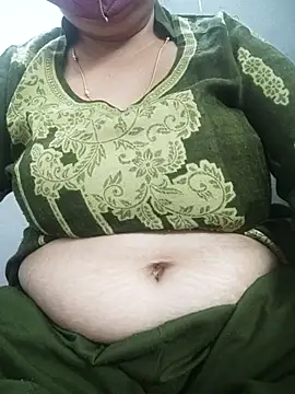 Snapshot of Jeya_thakur chatting on February 9, 9:24 am Jeya thakur online show from February 9, 9:24 am