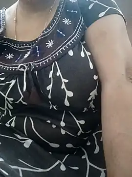 Snapshot of Jeya_thakur chatting on February 23, 9:06 am Jeya thakur online show from February 23, 9:06 am