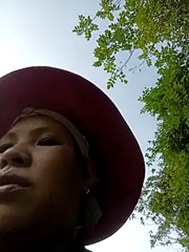 callistra online show from November 14, 8:35 am