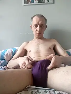 szajbusek41 online show from January 9, 9:34 am