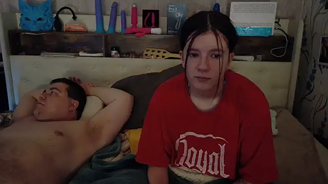 Hot SkinnyGirl online show from April 8, 10:10 pm