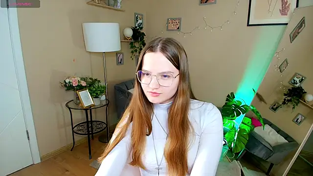 Snapshot of Evii_Stich chatting on September 25, 7:17 pm Evii Stich online show from September 25, 7:17 pm