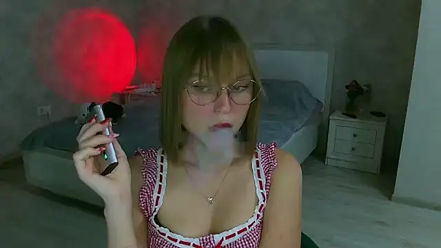 Snapshot of Miss_Diamond_Maria chatting on October 1, 6:03 pm Miss Diamond Maria online show from October 1, 6:03 pm