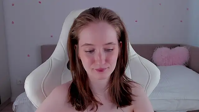 CrystalSoul  online show from September 29, 7:24 am