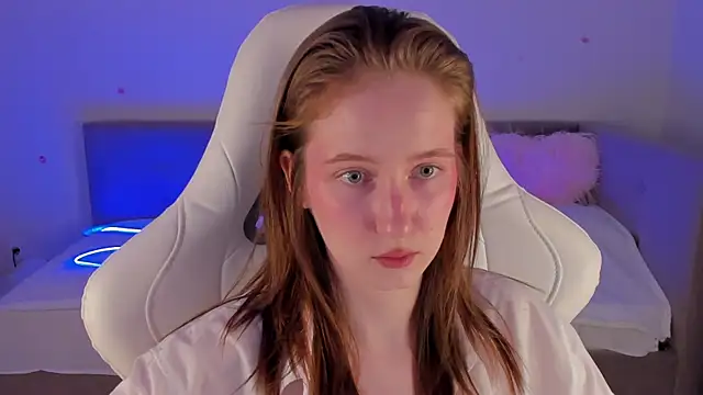 CrystalSoul  online show from November 30, 2:15 am