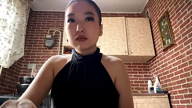 EmmaLeexth online show from March 8, 10:08 am