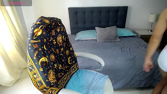 Amber  s online show from September 28, 2:22 pm