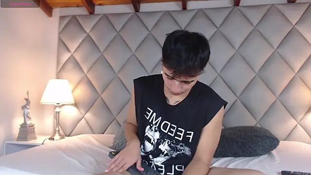 Clement Reyes online show from October 4, 1:09 pm