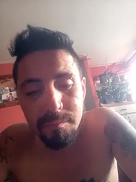 Snapshot of Lionardovssf35 chatting on October 15, 7:58 pm Lionardovssf35 online show from October 15, 7:58 pm