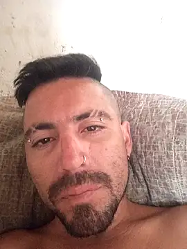 Snapshot of Lionardovssf35 chatting on December 20, 3:41 pm Lionardovssf35 online show from December 20, 3:41 pm