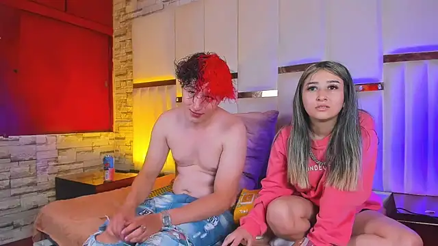 ANLLELOAndANGELA online show from December 20, 6:04 pm