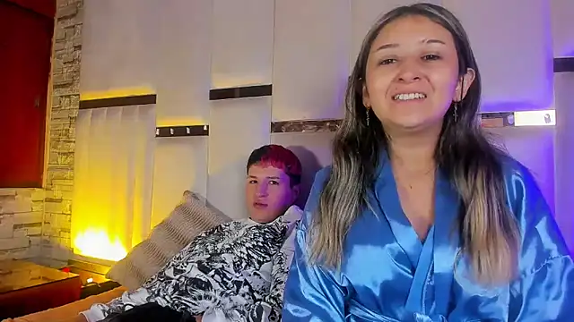 ANLLELOAndANGELA online show from February 4, 4:02 pm