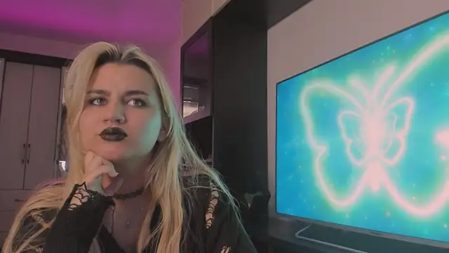 Snapshot of BarbaraSiren chatting on September 24, 3:15 pm BarbaraSiren online show from September 24, 3:15 pm