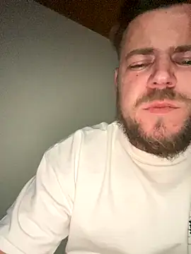 Snapshot of BiologicCargo752 chatting on November 9, 5:50 am BiologicCargo752 online show from November 9, 5:50 am