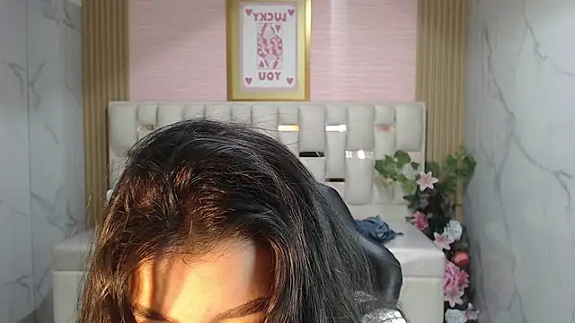 helena1 s online show from October 17, 8:22 pm
