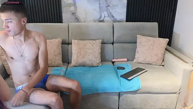 afrodita aares online show from November 1, 8:11 pm