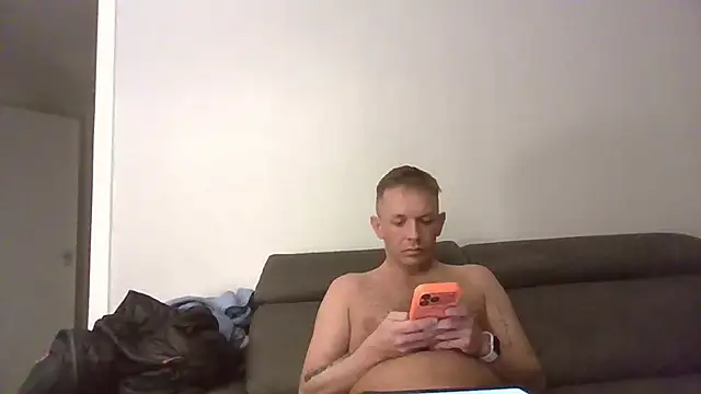 HeftyBoat6 online show from March 10, 4:50 am