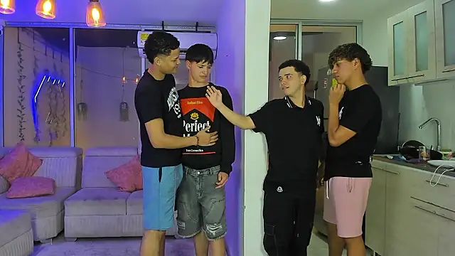 Houseofwarrios online show from February 7, 5:44 am